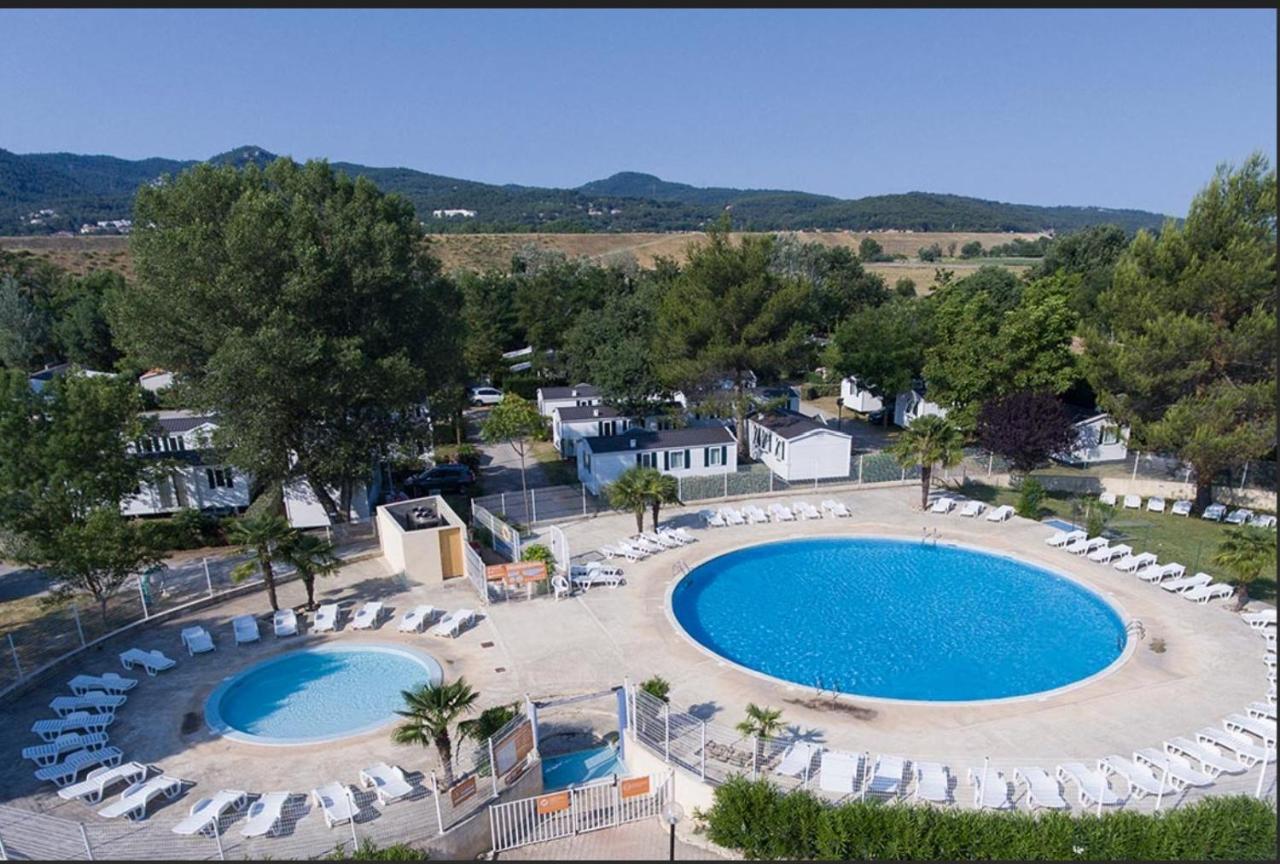 Camping Domaine Des Iscles La Roque-d'Antheron Kültér fotó